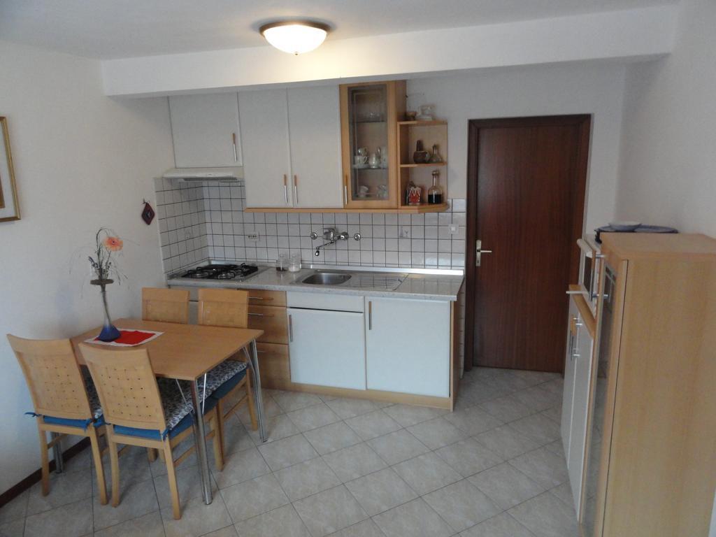 Apartma Skubin Apartamento Kobarid Quarto foto