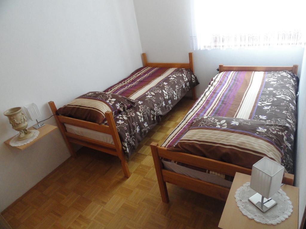 Apartma Skubin Apartamento Kobarid Quarto foto